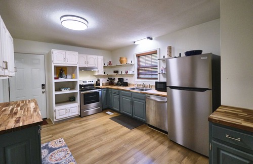 Seymour House | House on the Hill - Family Vacation Home