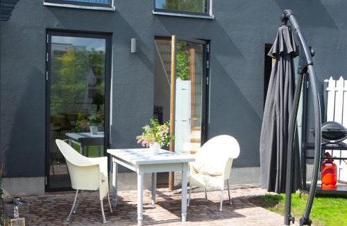 Werder House | House on the River Werder