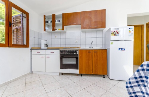 Stomorska House | House Perida (72441-K1) - Stomorska - island Solta