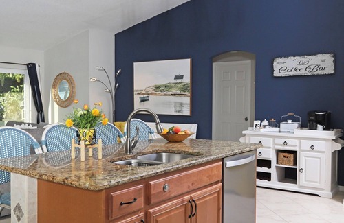 Port Saint Lucie House | House Port St. Lucie Near Beaches 10 min to TRADITION. Hurricane Impact Windows