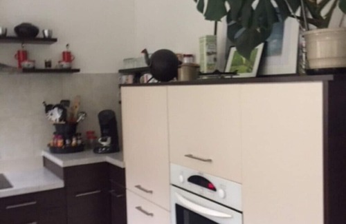 Montrouge House | House Porte d'Orléans 7 bedrooms, 3 bathrooms 4 bedrooms and garden.