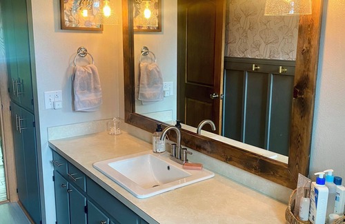 Ripon House | House rental near EAA