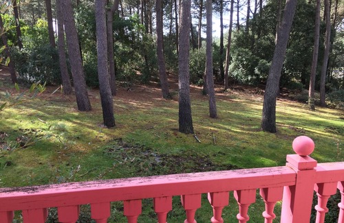 Lacanau-Ocean House | House sleeps 4/5 with large heated summer pool in private grounds.