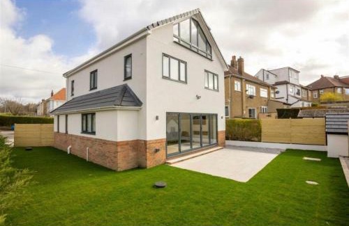Chapeltown House | House - Sleeps 9 & Private Garden