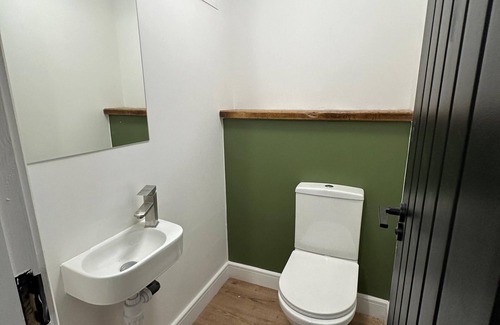 Chapeltown House | House-sleeps8-parking-garden