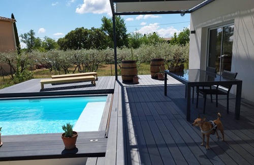 Rochefort-du-Gard House | House surrounded by olive trees close to the garrigue