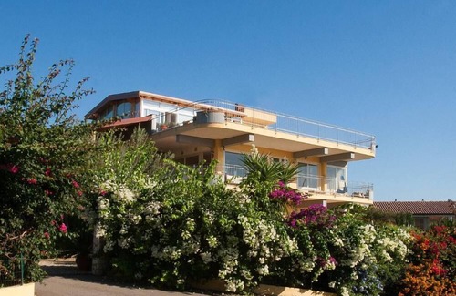 Santa Teresa di Riva Villa | House/Villa - S teresa di riva