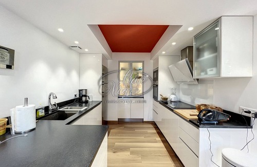 Cavaliere Ski Chalet | House with a pool and sea view in a quiet area in Cavalière