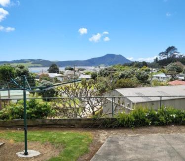Pukenui House | House with a view