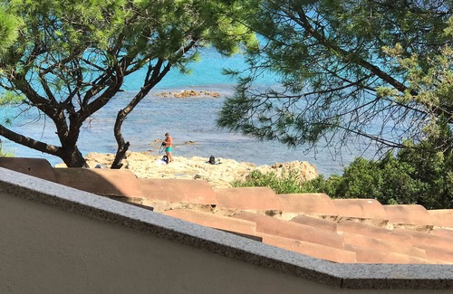 Cala Liberotto Apartment | House with direct access to the beach