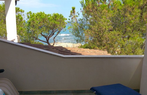 Cala Liberotto Apartment | House with direct access to the beach