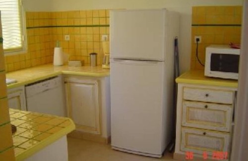 Pinarellu House | House with garden