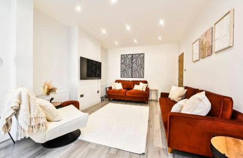Tokyngton Apartment | House with Garden Next Wembley Stadium Free Parking