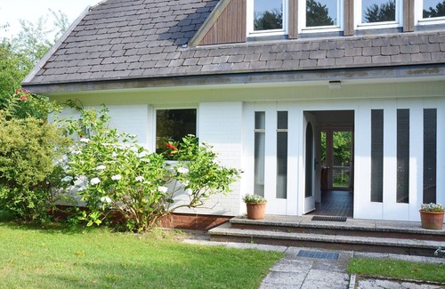 Nebel House | House with piano on a large plot - pure freedom