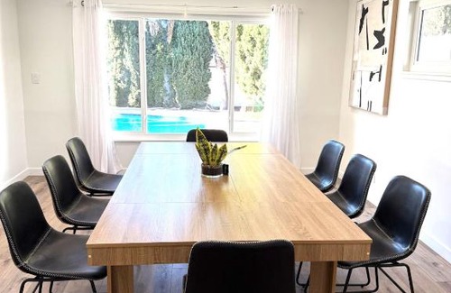 Valley Glen Villa | House with pool in prime location - 10 mins to Universal Studio