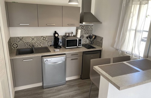 Lamonzie-Saint-Martin House | House with private pool and jacuzzi, panoramic river view