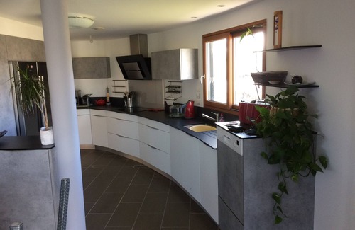 Trevignon House | House with sea view, walking distance to the beach, enclosed garden