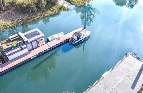 Wiesbaden Boat Rental | Houseboat villa.nautica