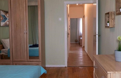 Thessaloniki Apartment | Houseloft Harmony Gardens