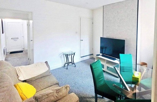 Welford House | HouseSleeps6-Garden-FreeParking-Wifi-CityRetreat