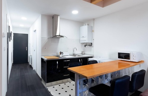Old Town Apartment | Housingleon- Five Rooms Catedral