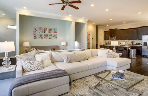 Washington Ave./ Memorial Park House | Houston Home w/Rooftop Patio & Downtown Views!