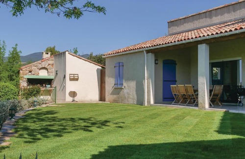 Prades-sur-Vernazobre House | How can you resist this fabulous vacation home with private pool in Hérault.