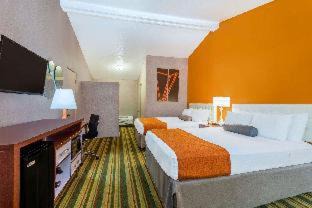 Phoenix Hotel | Howard Johnson by Wyndham Phoenix Airport/Downtown Area