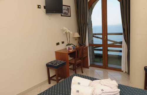 Piano di Sorrento Hotel | HR Hotel & Spa