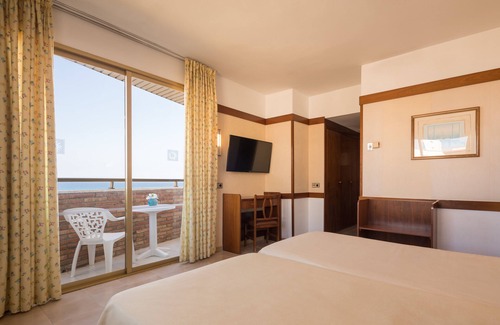 Santa Susanna Hotel | htop Royal Sun