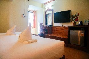 Chang Khlan Hotel | Hua Lin Inn