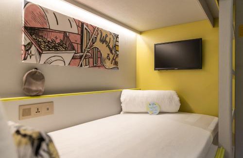 Zhongzheng Hotel | Hua Shan Din by Cosmos Creation - Huashan Creative Park