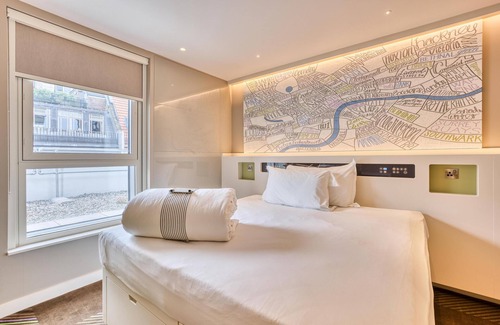 Soho Hotel | Hub By Premier Inn London - Soho