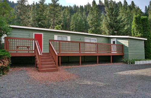 Peshastin House | Huckleberry Cabin