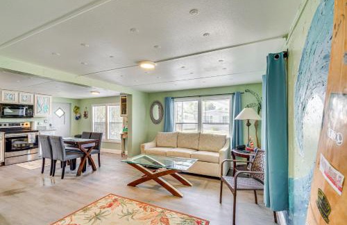 Vista Del Mar House | Hudson Home with Dock on Canal about 1 Mi to Beach!