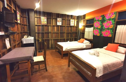 Wat Ket House | Hueandin Klinmai Boutique Hotel