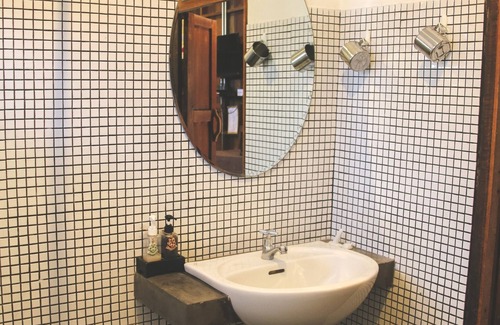 Wat Ket House | Hueandin Klinmai Boutique Hotel