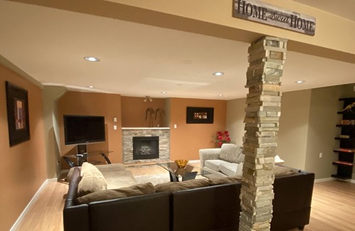 Westwood Plateau Apartment | HUGE 3 BR with KINGBED and GREENBELT + BACKYARD