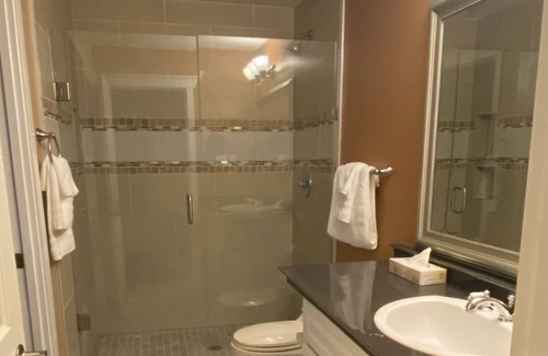 Westwood Plateau Apartment | HUGE 3 BR with KINGBED and GREENBELT + BACKYARD