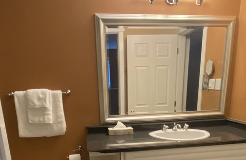 Westwood Plateau Apartment | HUGE 3 BR with KINGBED and GREENBELT + BACKYARD