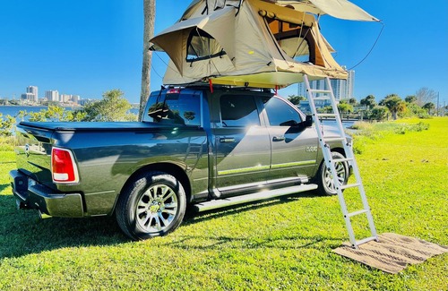 Holly Hill Cabin | Huge Amazing Travel Camp Retreat Fits 5 Adults Outdoor Travel Access Family Fun!
