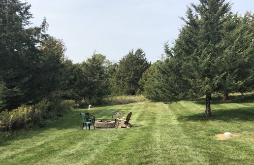 The Galena Territory House | Huge Luxury Pet-Friendly Home with pool table and firepit.