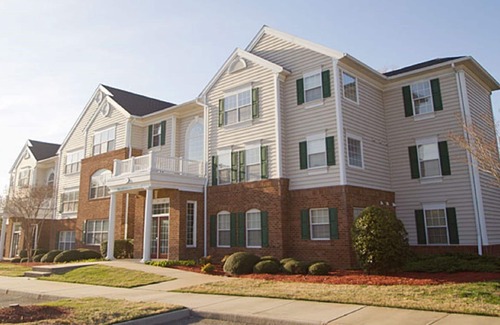 Berkeley Condo | HUGE UNIT~ SLEEPS 12~ HAS 4 BDRM, 2 LIVING RMS, 2 KITCHENS, 4 BATHRMS *BOOK NOW*