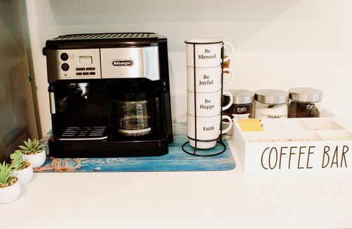 Port Malabar House | Huge Yard + Mini Golf + Pool + Grill + GameRoom