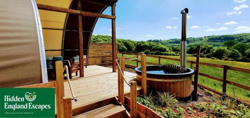 Great Witley Other | Huggeley Hall - Astounding, Chic, Valley Experience with Hot Tub