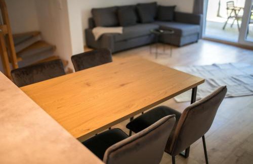 Schonberg Apartment | HUGOS Design Apartment am Waldrand - ruhig & modern