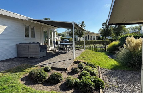 Breskens House | Huis Joschi in Breskens - fenced, lounge, sun loungers, 150m to the beach