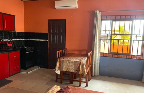 Kwatta House | Huis Shristi