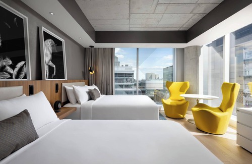 International District Hotel | Humaniti Hotel Montreal, Autograph Collection