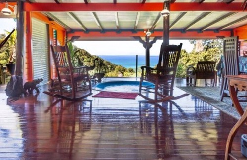 Deshaies House | Hummingbird bungalow with heated punch bowl and massage jet